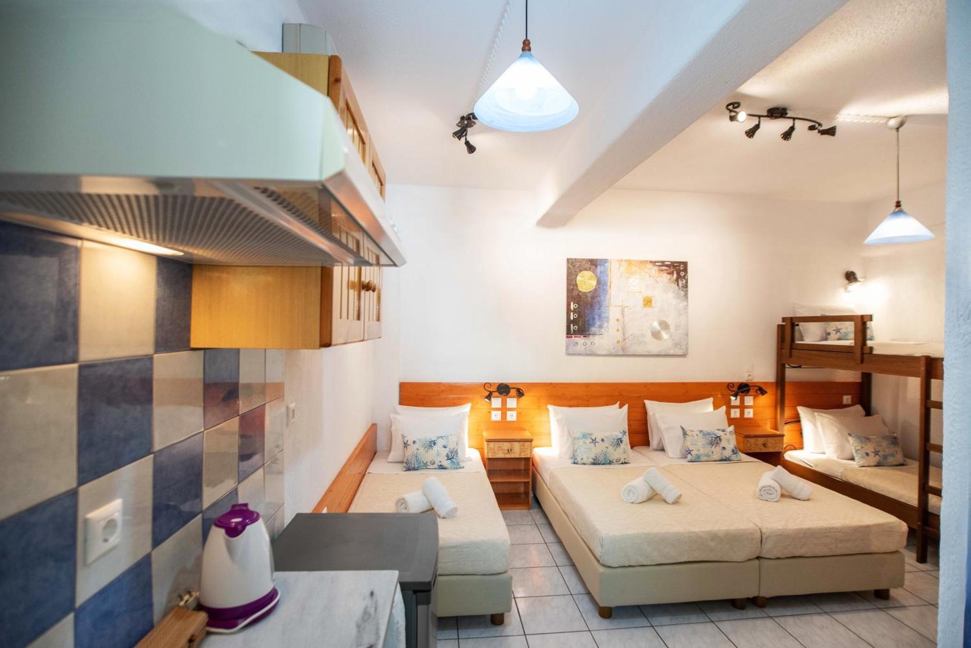 Kontaratos Studios & Apartments Páros 외부 사진