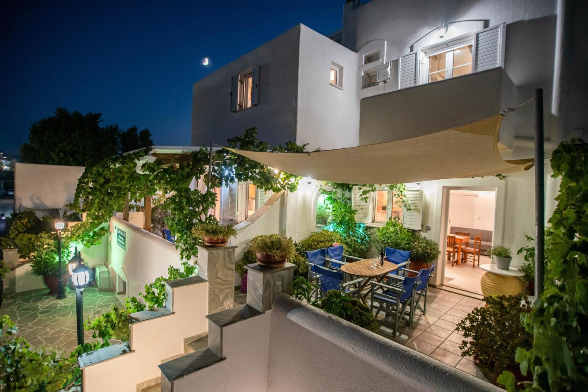 Kontaratos Studios & Apartments Páros 외부 사진